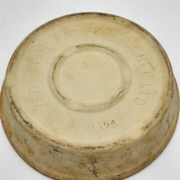 Pampered Chef LTD Mini Deep Dish 8" Round Stoneware Baker #104 - Picture 4 of 4